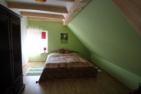 :ferienhaus-cammer:oben_gruenes_zimmer.jpg